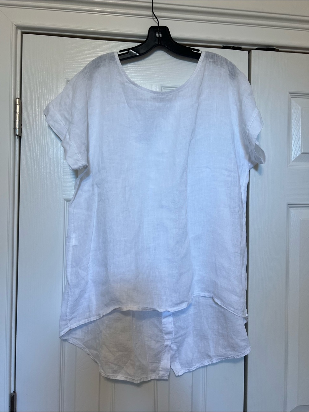 Terzo Millennio White 100% Linen Short-Sleeve Top with Button Detail size Large